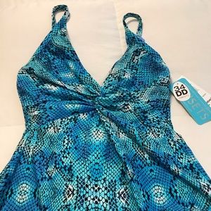 Sunsets Swim Tankini Top Size 34DD NWT